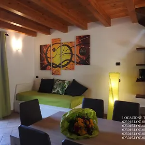 Tasel With Heated Pool Appartement Malcesine