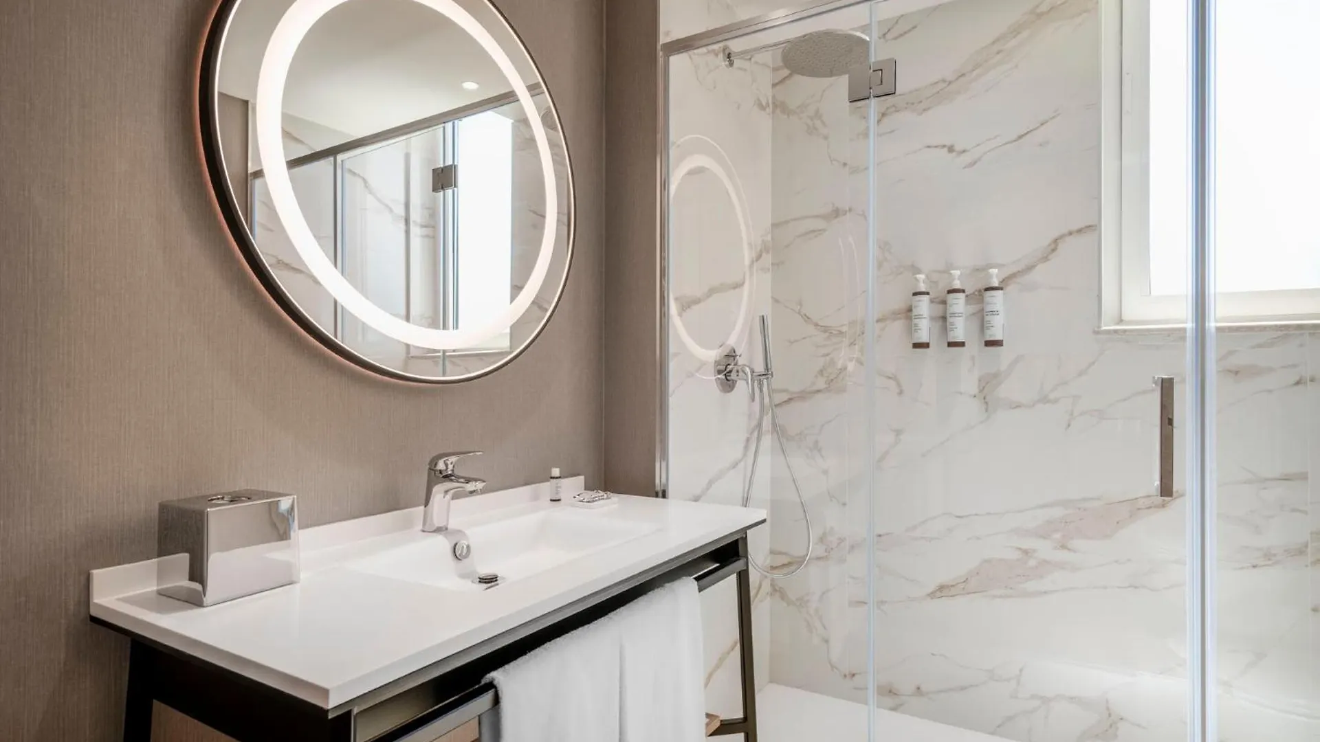 Ac Hotel By Marriott Clodio Roma Italy